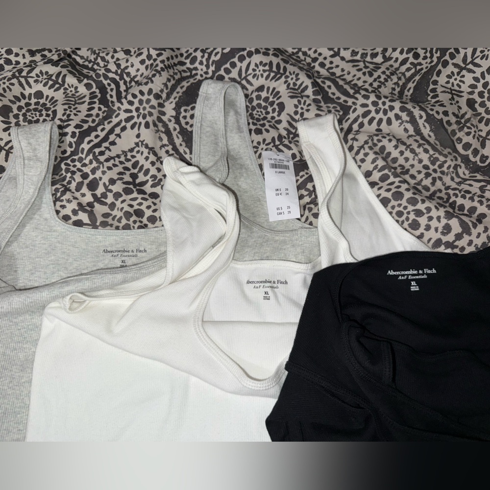 Abercrombie Cropped Tanks - Picture 2 of 2